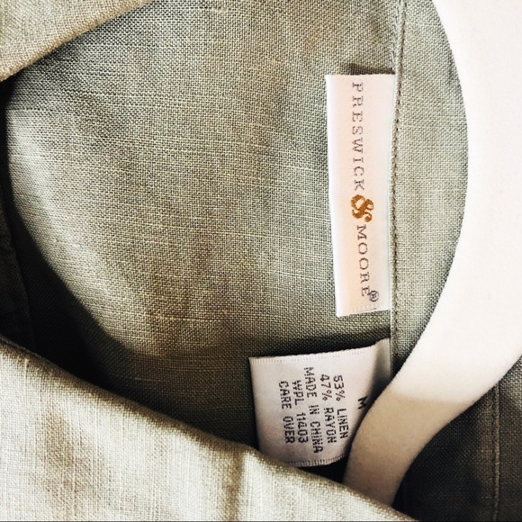 𝅺preswick & MOORE Buttoned down shirt. Size M - Picture 7 of 7